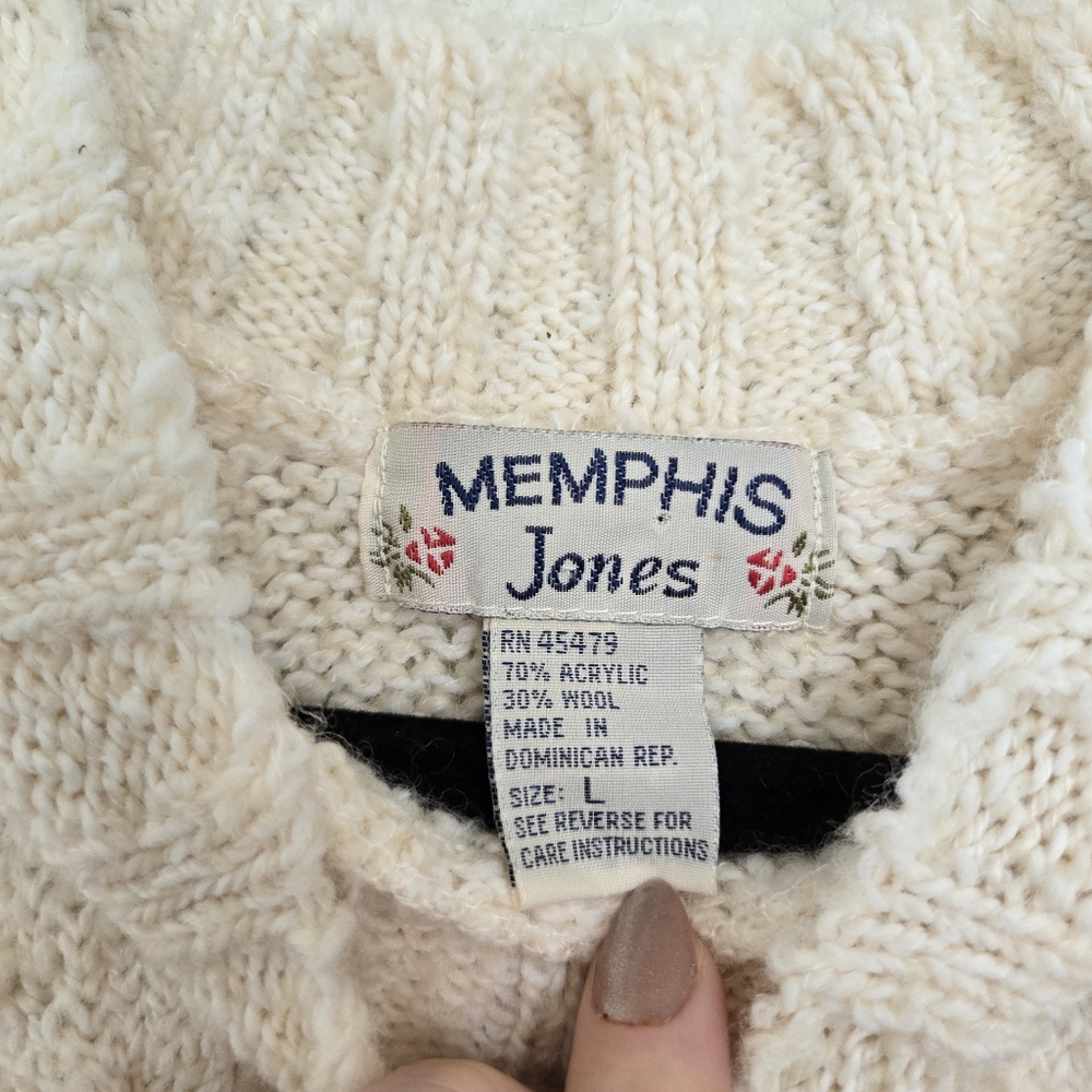 Vintage Chunky Cream Cableknit Sweater, L - Picture 8 of 9